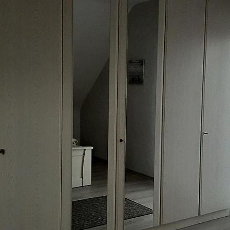 Ferienwohnung Gutowski Andernach Exteriör bild